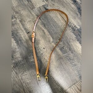 Louis Vuitton Adjustable Leather Shoulder Strap